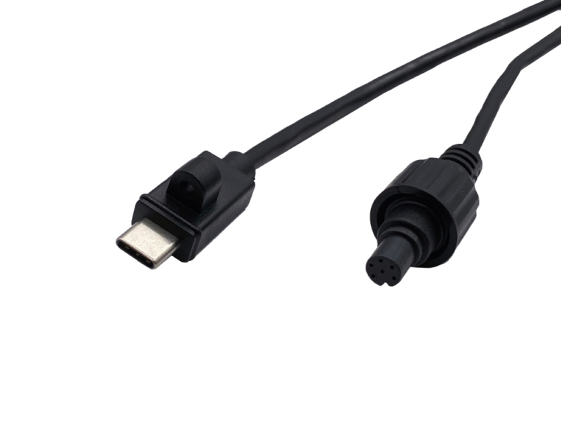 M8丸型防水コネクタケーブル (6 ピンメス - USB Type C) M8丸型防水コネクタケーブル (6 ピンメス - USB Type C)